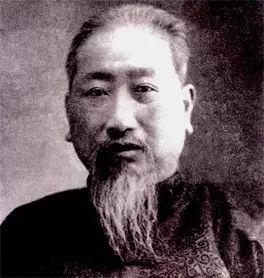 鉆牛角尖集團，張家界牛角梳，鳳凰牛角梳，鉆牛角尖，鉆牛角尖牛角梳，牛角梳